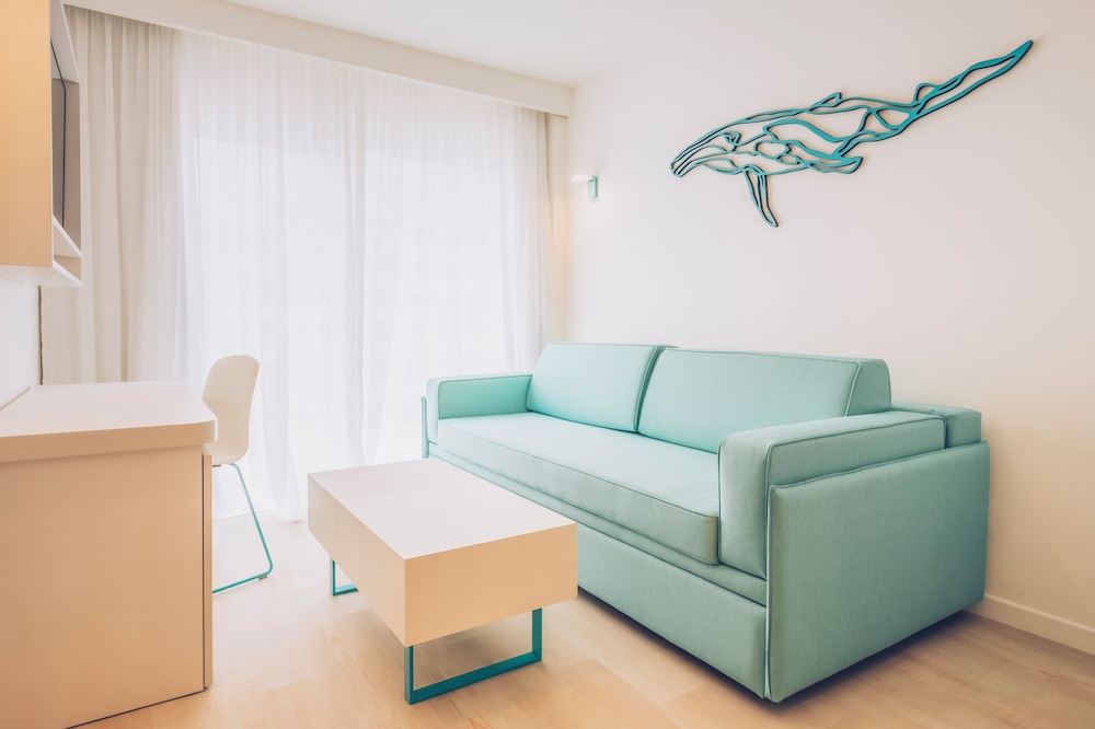 Iberostar Waves Alcudia Park 23/50