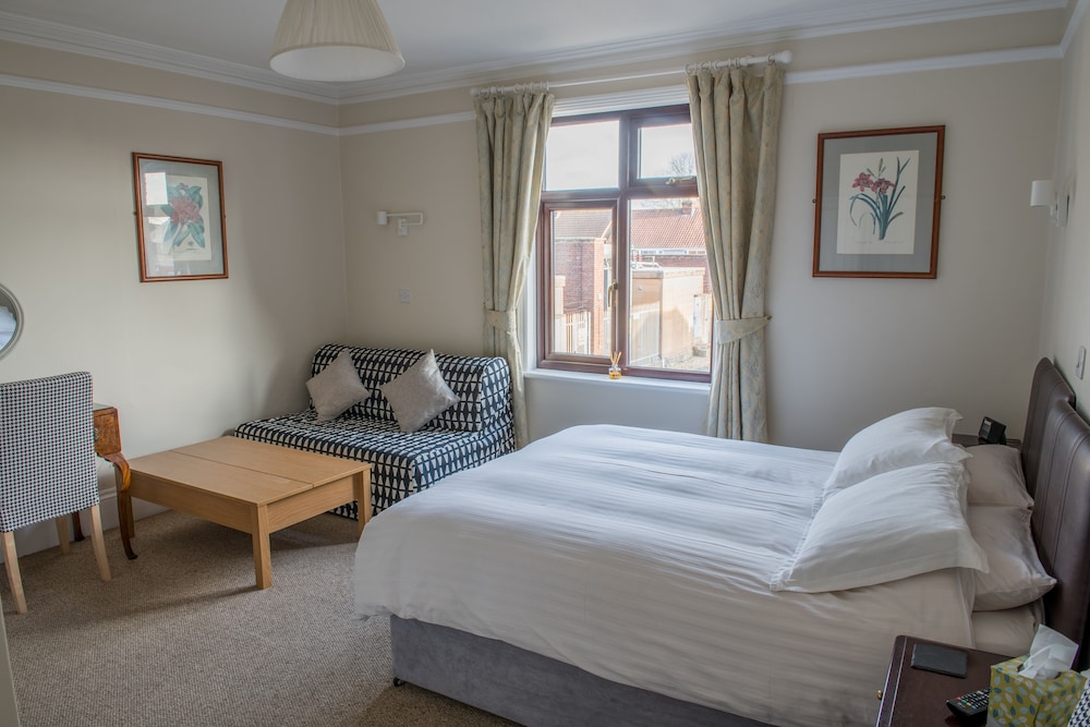 Lattice Lodge Guest House 8/34