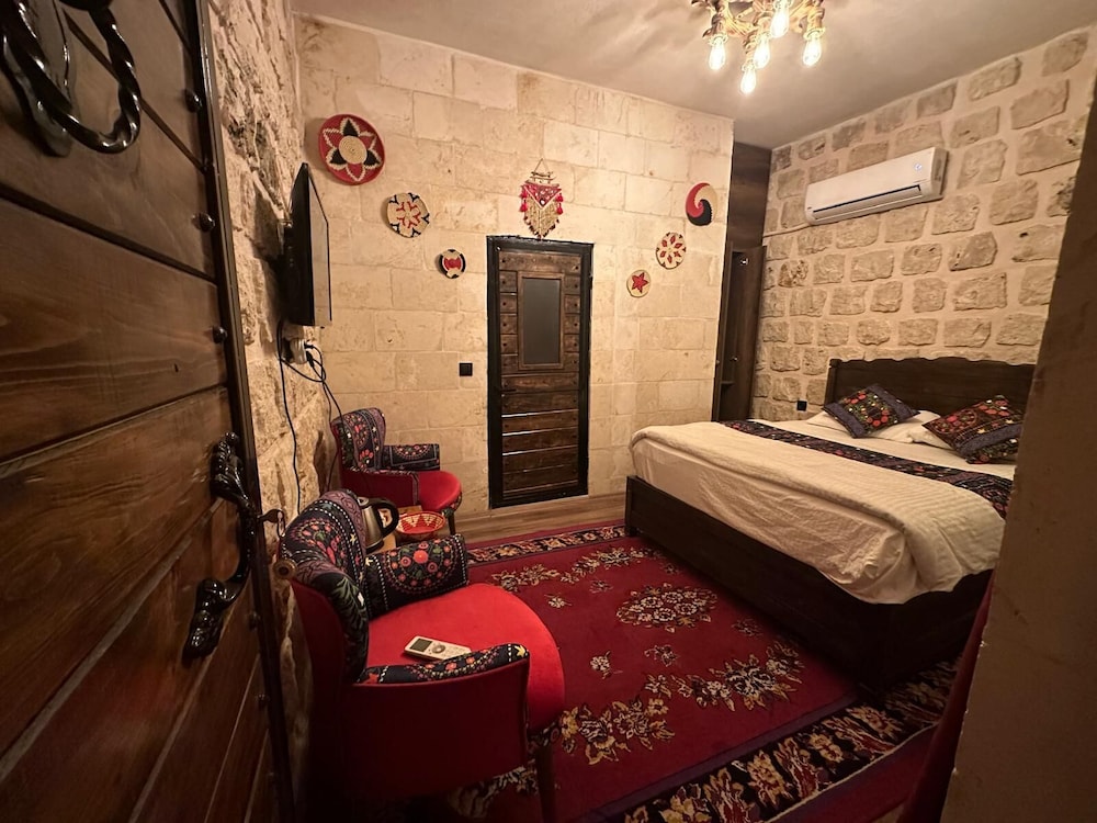 Sikeft Butik Otel 12/50