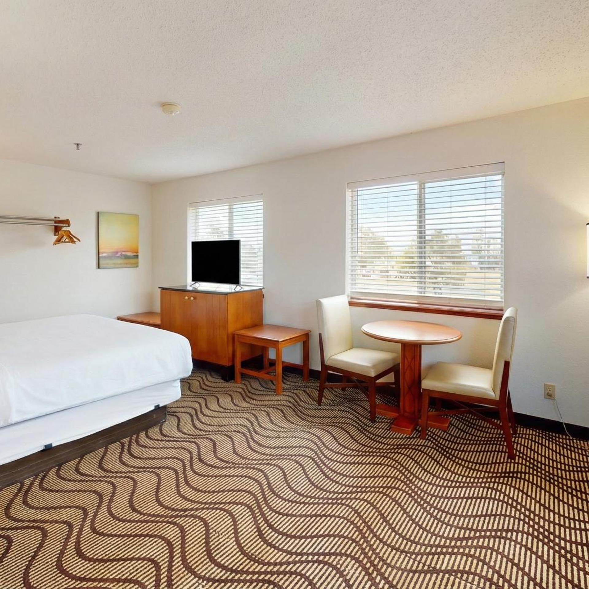 Oscoda Lakeside Hotel 10/50