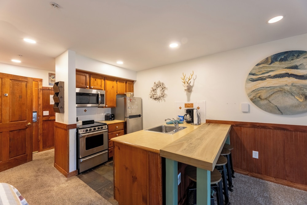 Rimfire Lodge 35/52