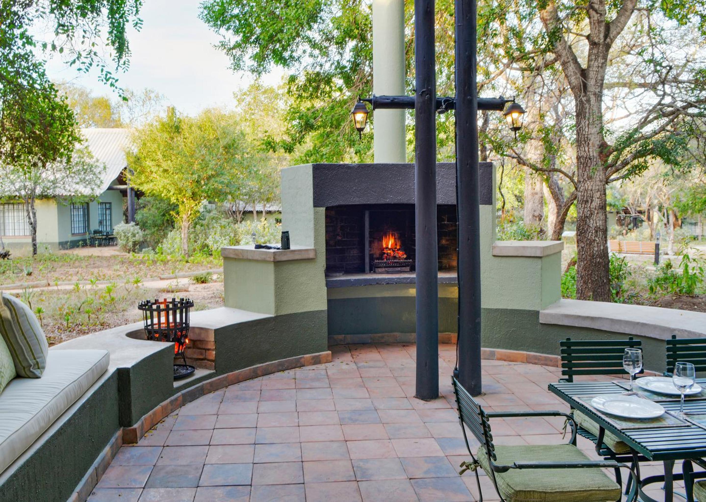 Burchells Bush Lodge 18/24