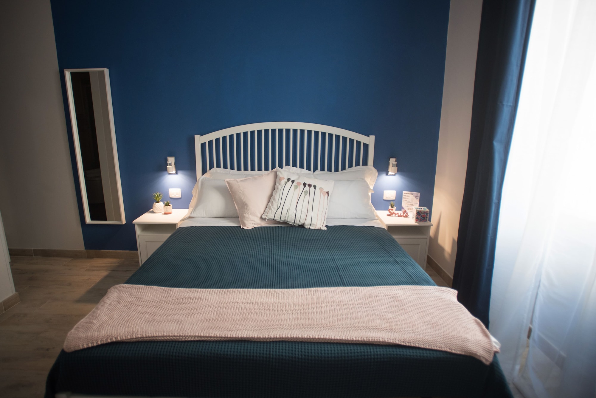 1 BEDROOM, STANDARD, QUEEN BED, CITY VIEW, PRIVATE BATHROOM