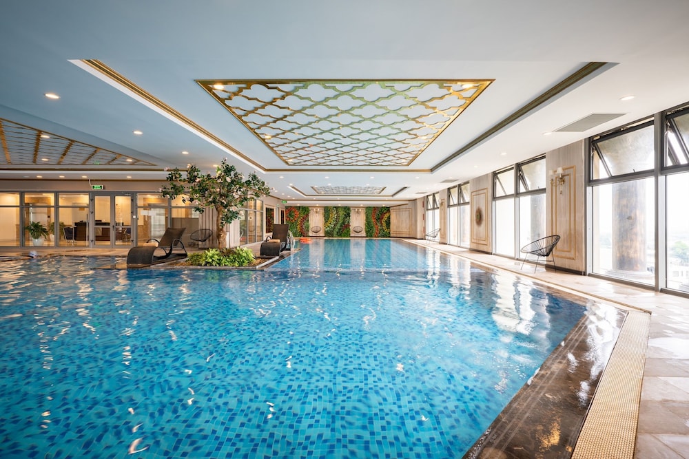 D Le Roi Soleil Premium Suites 27/50