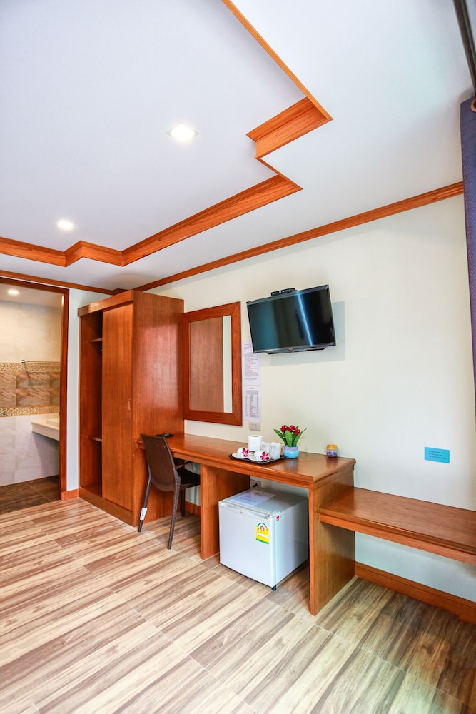 Sang Aroon Bungalow 22/43
