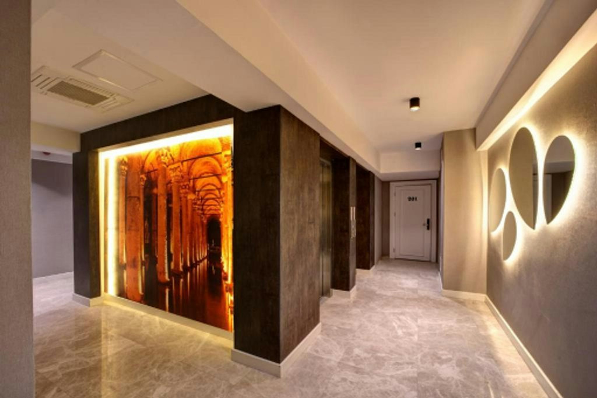 Dora Pera Hotel 43/63