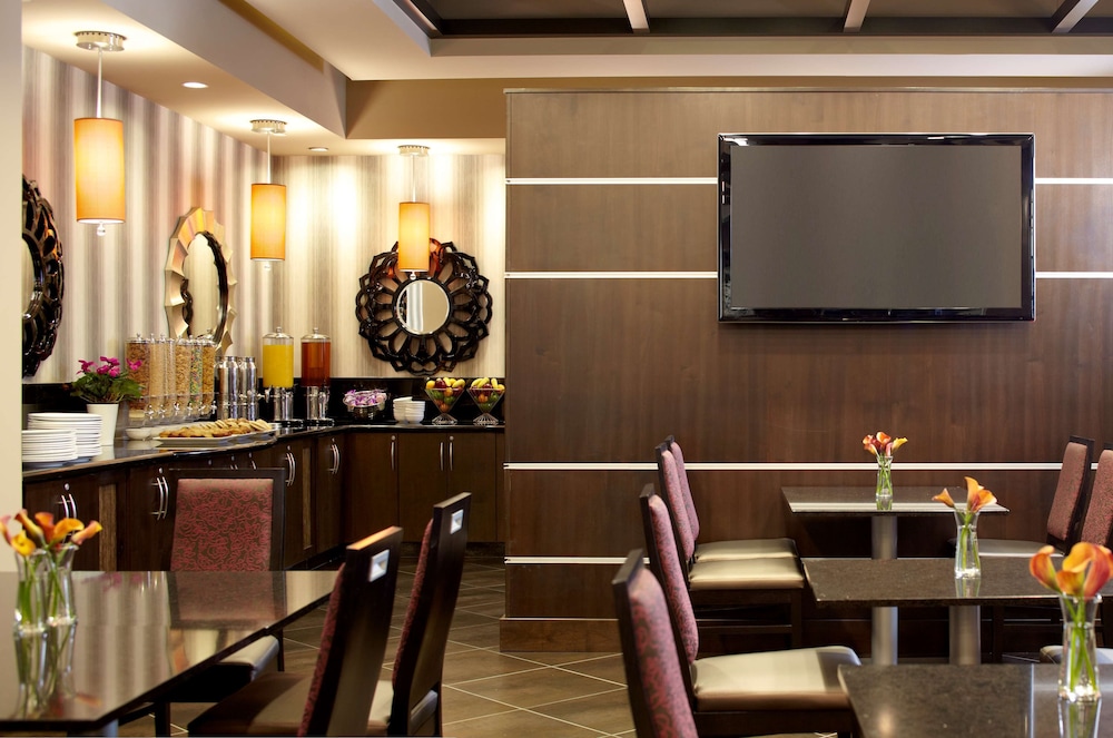 HYATT house Philadelphia/King of Prussia 56/72