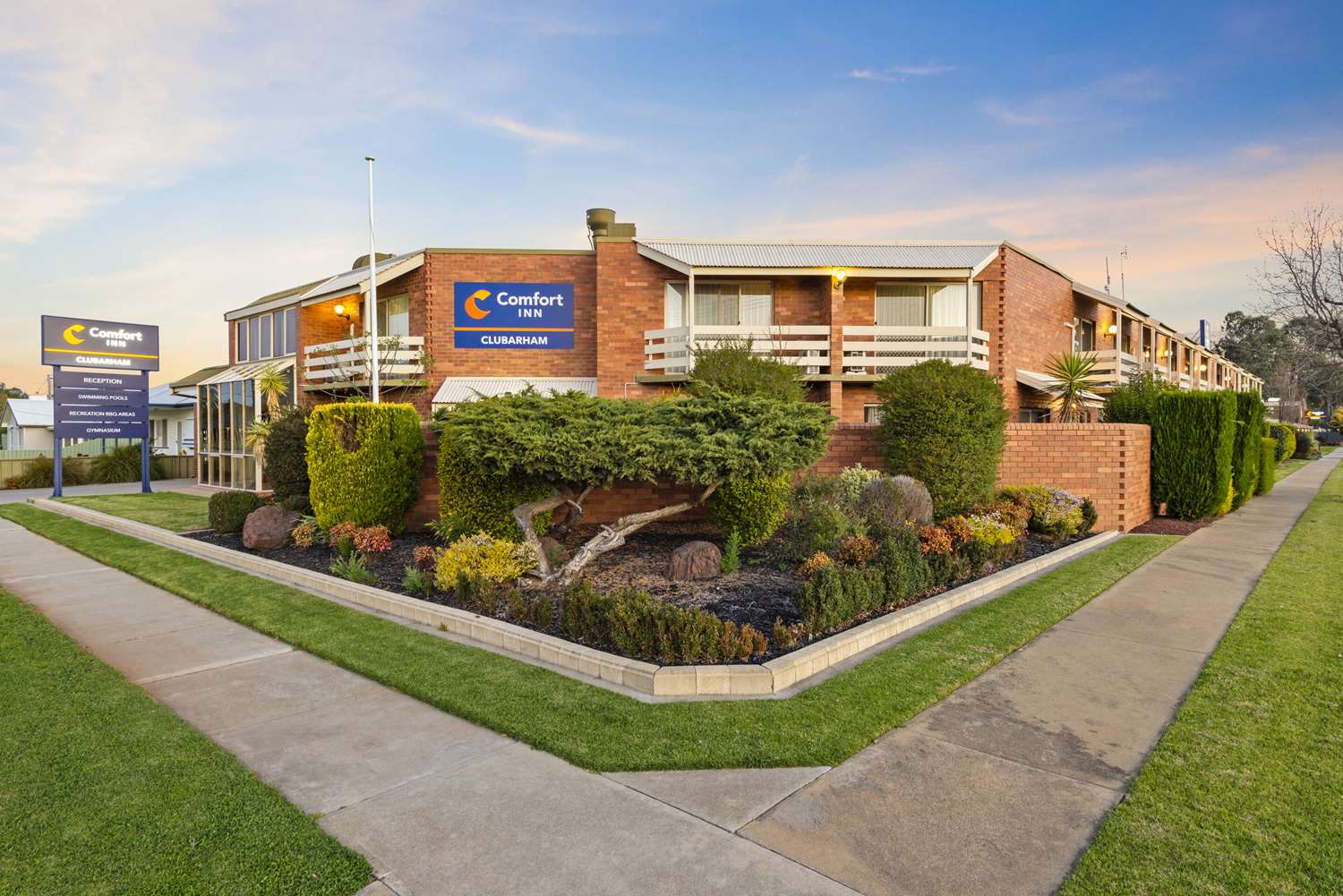 Comfort Inn Clubarham 17/23