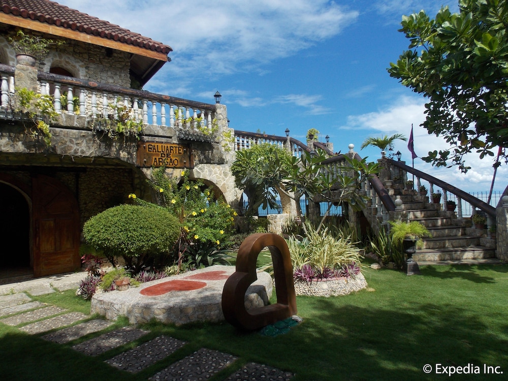 Baluarte De Argao Beach Resort 3/27