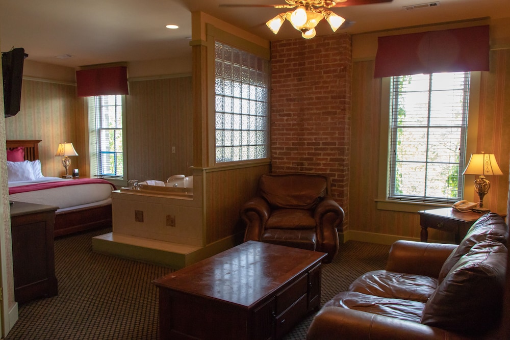 The Crescent Hotel And Spa 44/69