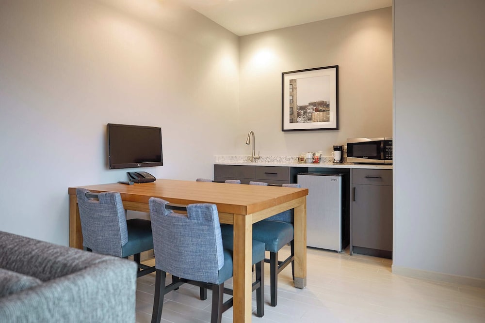 Hyatt Place Portland-Old Port 63/73