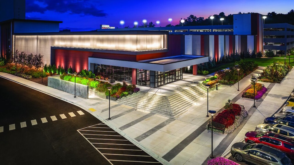 Harrah's Cherokee Valley River - A Caesars Rewards Destination 5/57