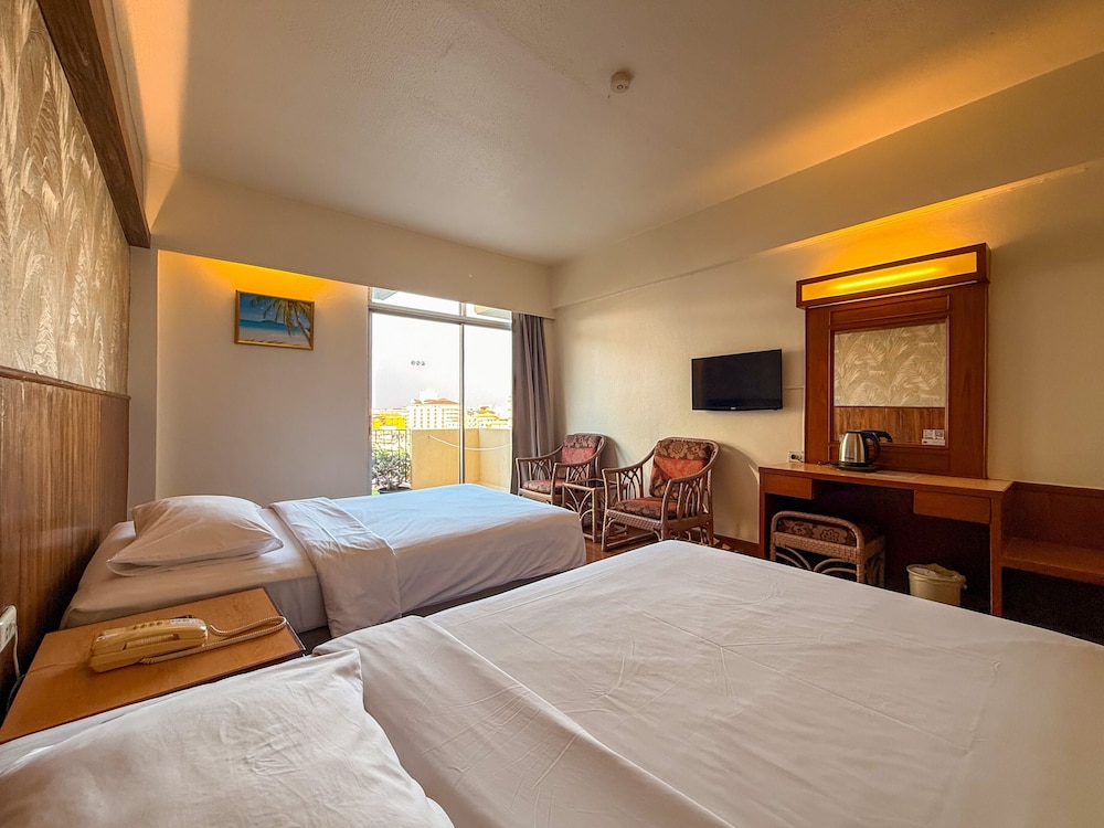 Golden Beach Hotel Pattaya 15/44