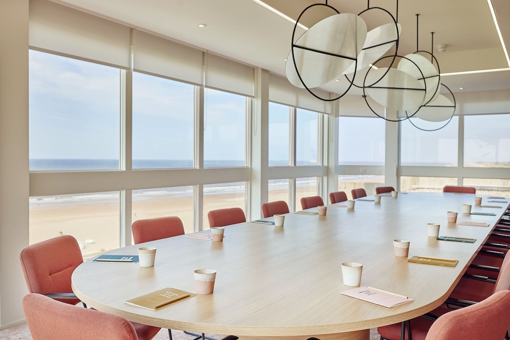 Carlton Beach 49/64