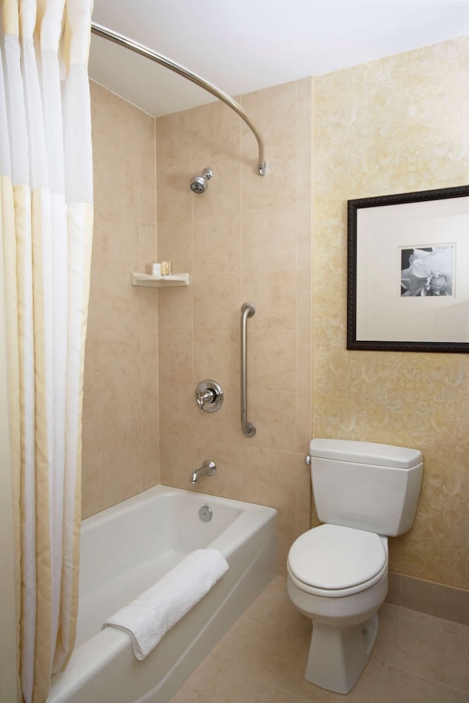 Hilton Garden Inn Lancaster 20/46