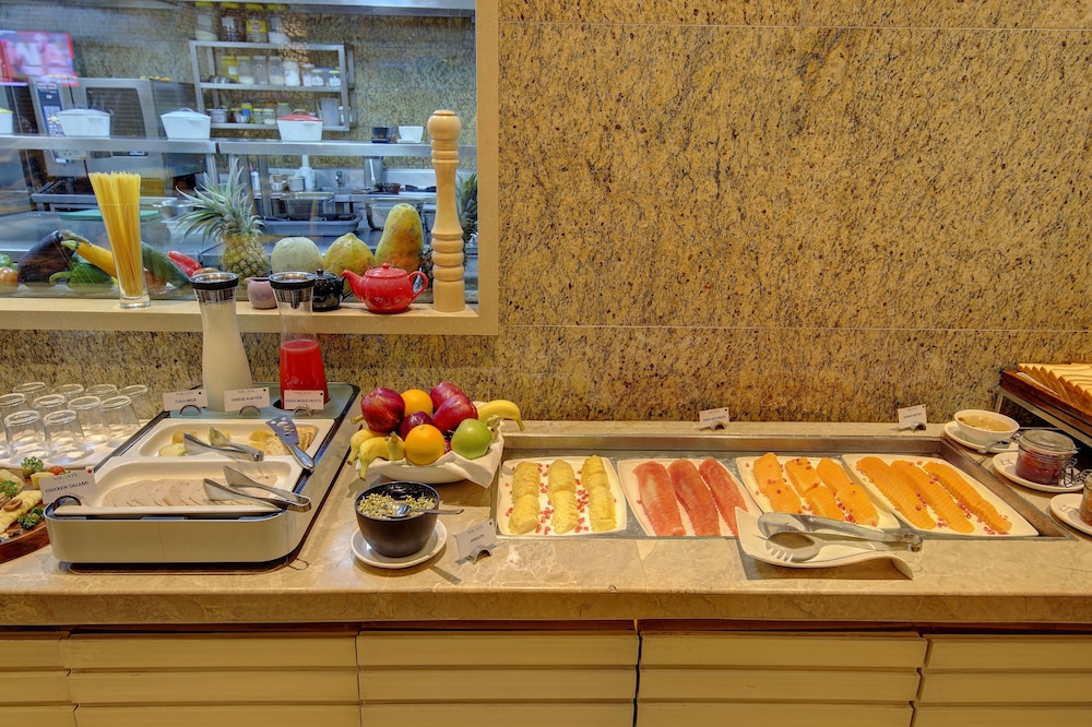 Niranta Airport Transit Hotel & Lounge Terminal 2 Arrivals 74/78