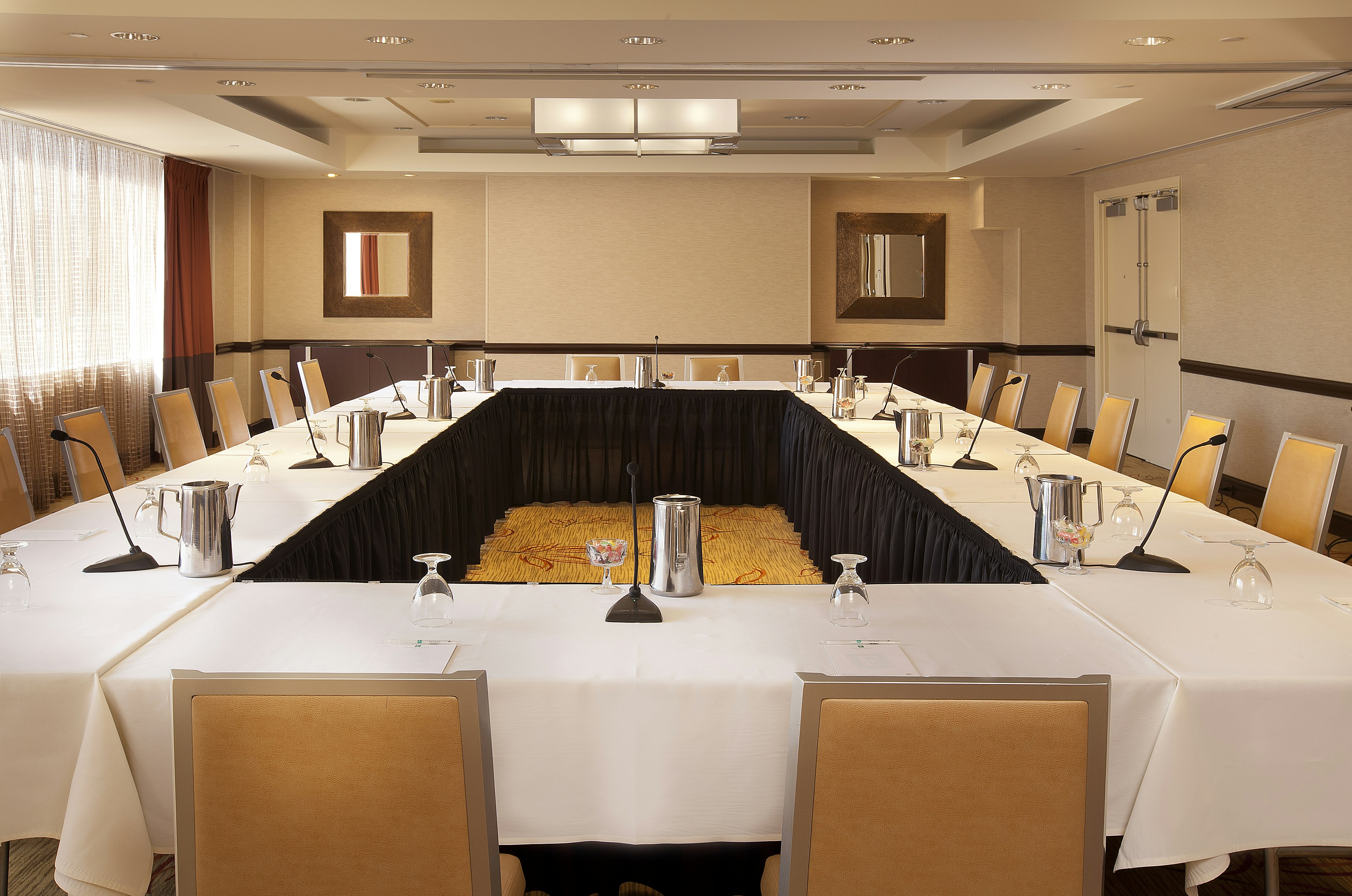 Embassy Suites By Hilton Washington Dc Chevy Chase Pavilion 68/80