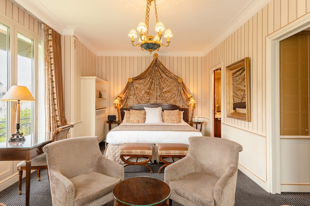 Hotel Napoleon Paris 12/41