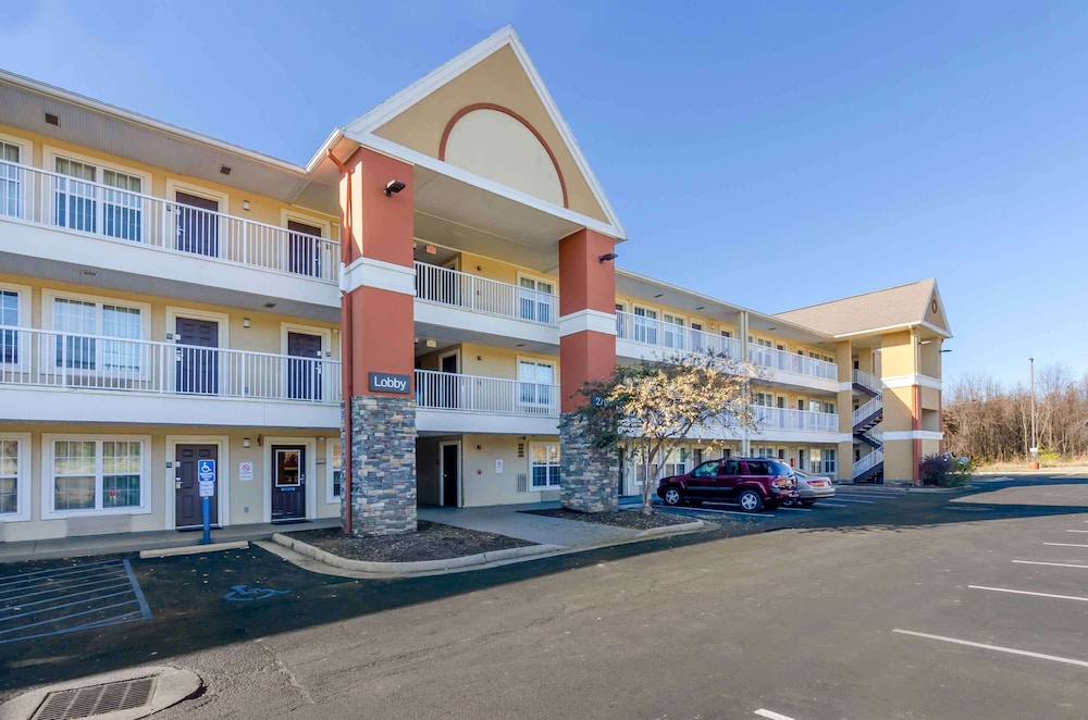 Extended Stay America - Roanoke - Airport 31/36