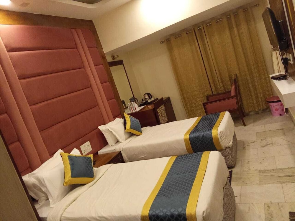 Hotel Taj Darbar 19/45