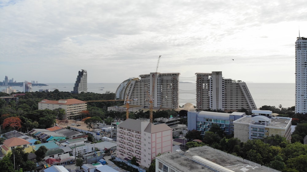 Wongamat Privacy Residence Pattaya in PATTAYA