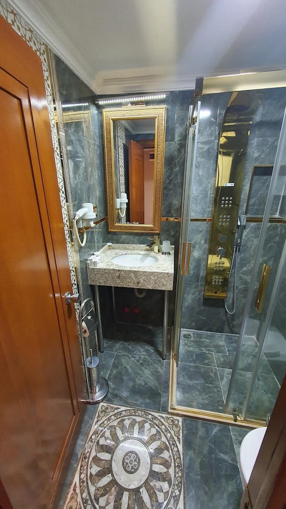 Asur Hotel 27/48