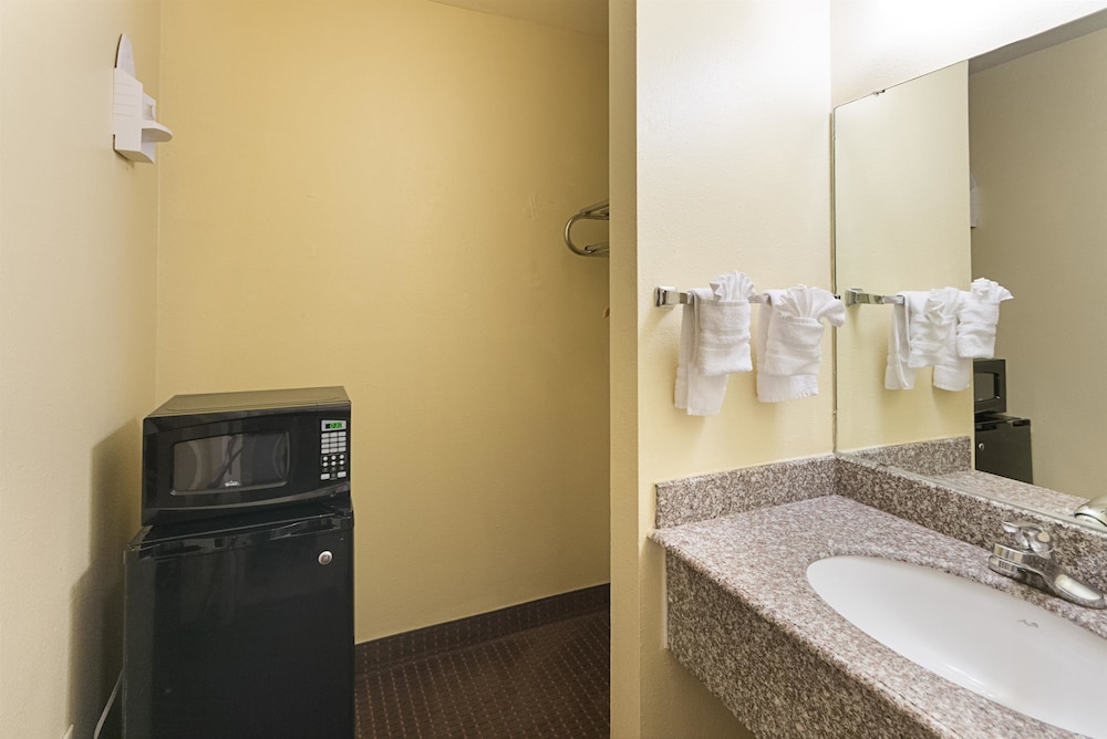 Motel6 Livingston, TX 49/53