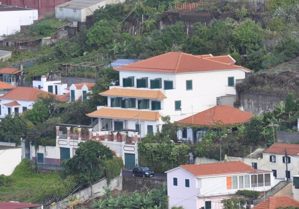 Vila Marta 25/27