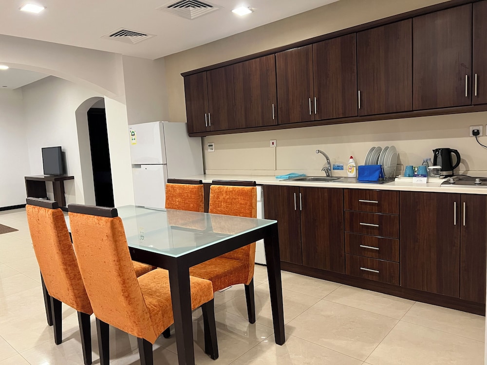 فندق جولدن توليب للأجنحة الفندقية(Golden Tulip Al Khobar Suite Hotel) 16/52