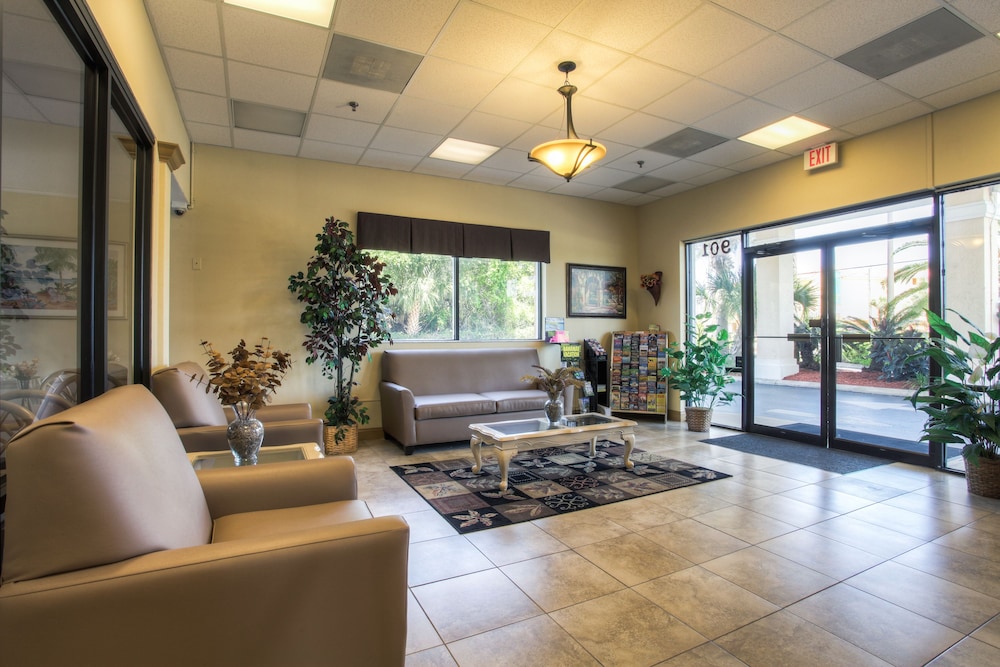 Quality Inn & Suites St Augustine Beach Area 14/20
