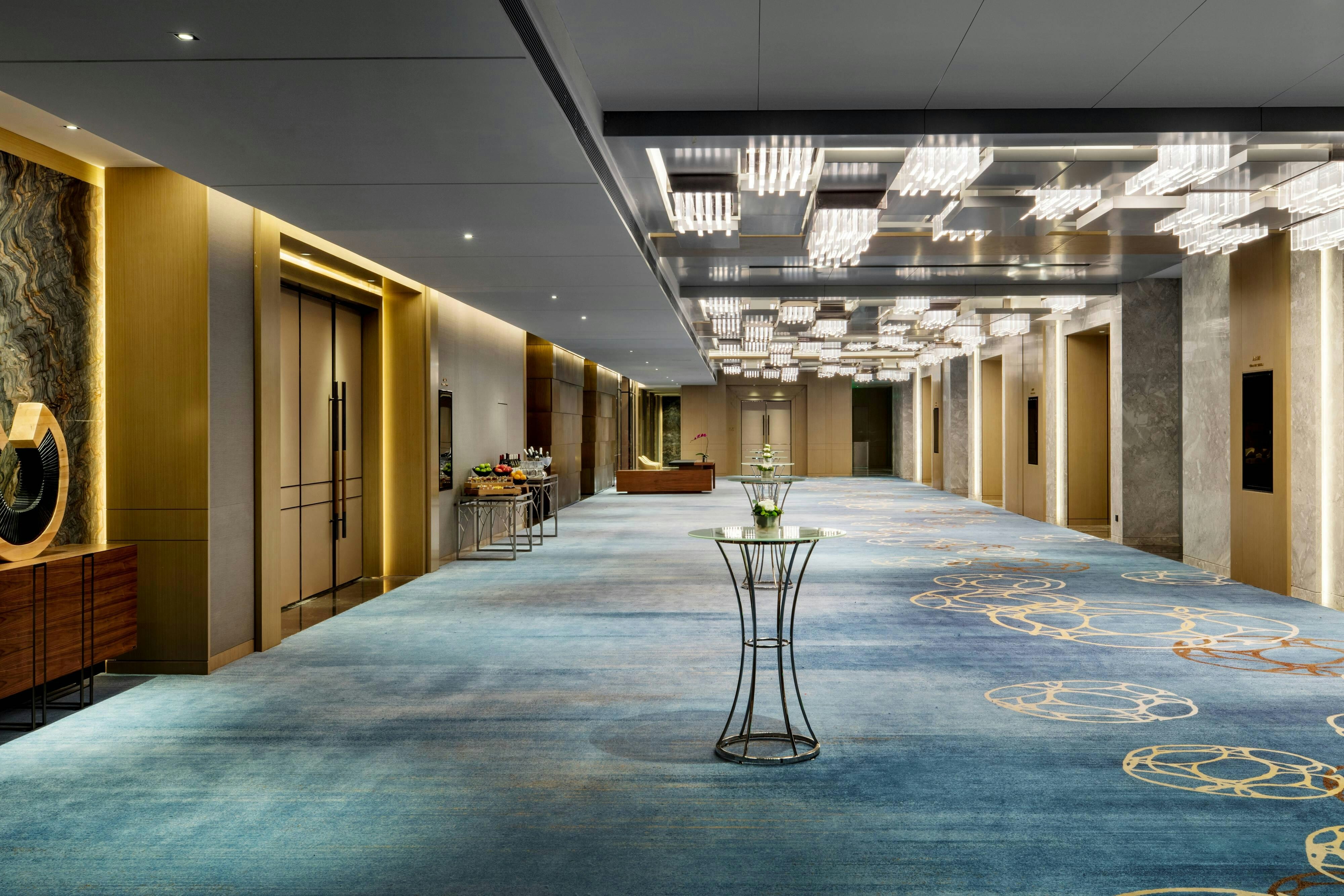 Courtyard Shunde Longjiang 18/19