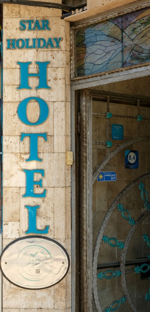 Star Holiday Hotel 9/68