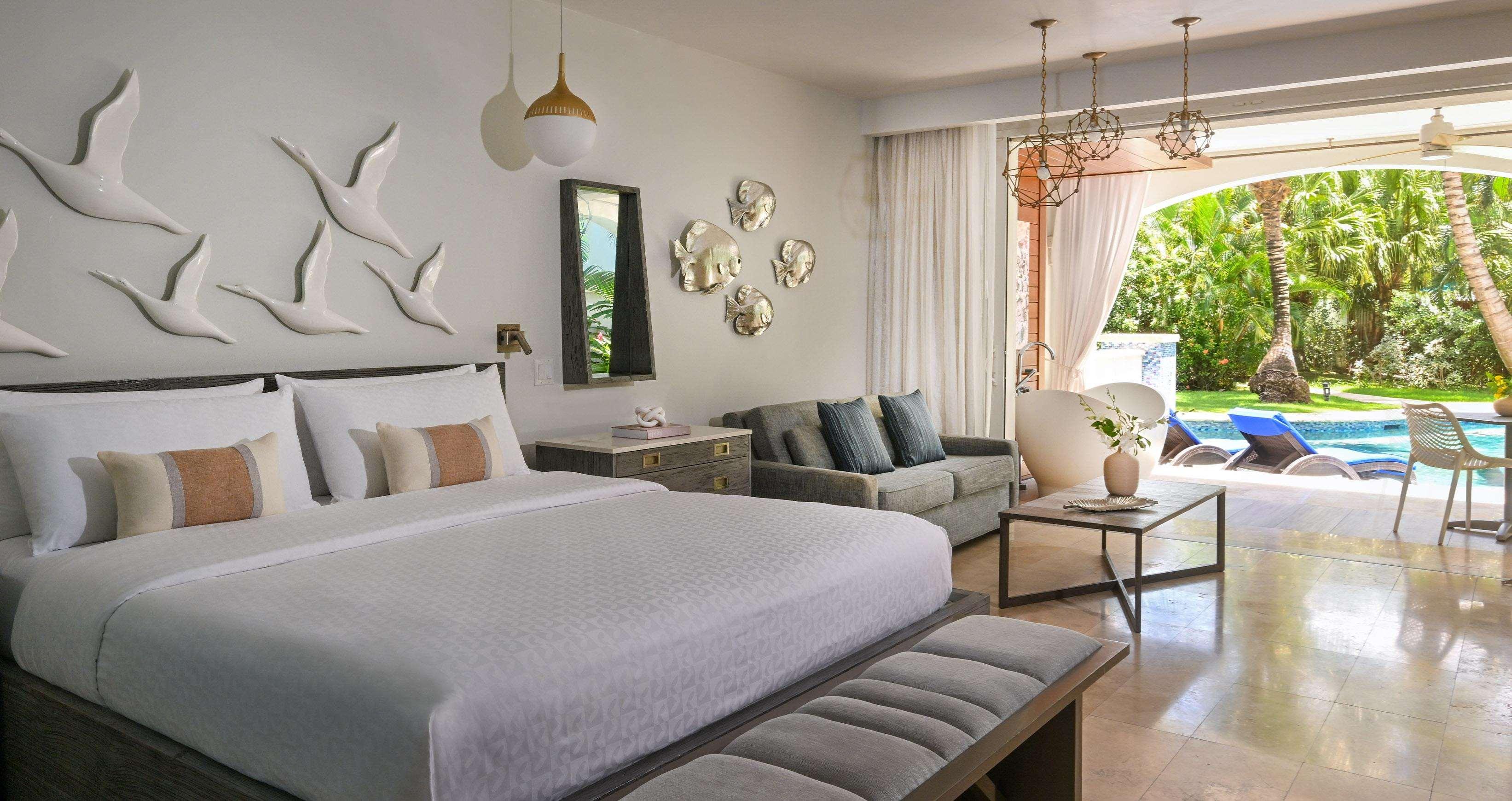 Sea, Swim Up, Tranquility, Suite, Patio, Bathtub, Club Floor, South Wing