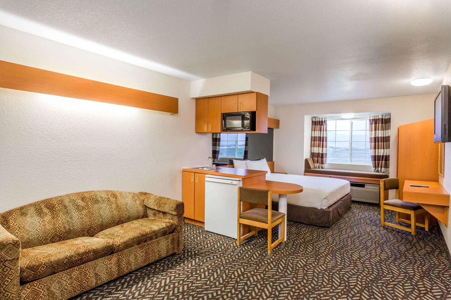 Microtel Inn & Suites By Wyndham Salt Lake City Airport 35/47