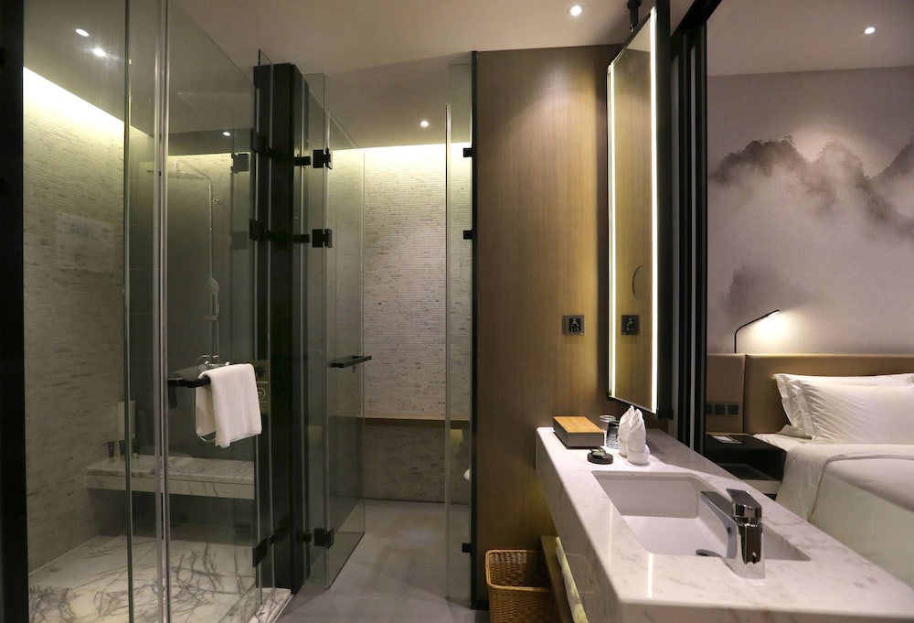 Novotel Deqing 7/56