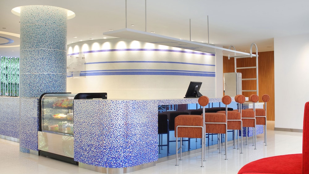HOLIDAY INN EXPRESS BARUNA BALI 19/73