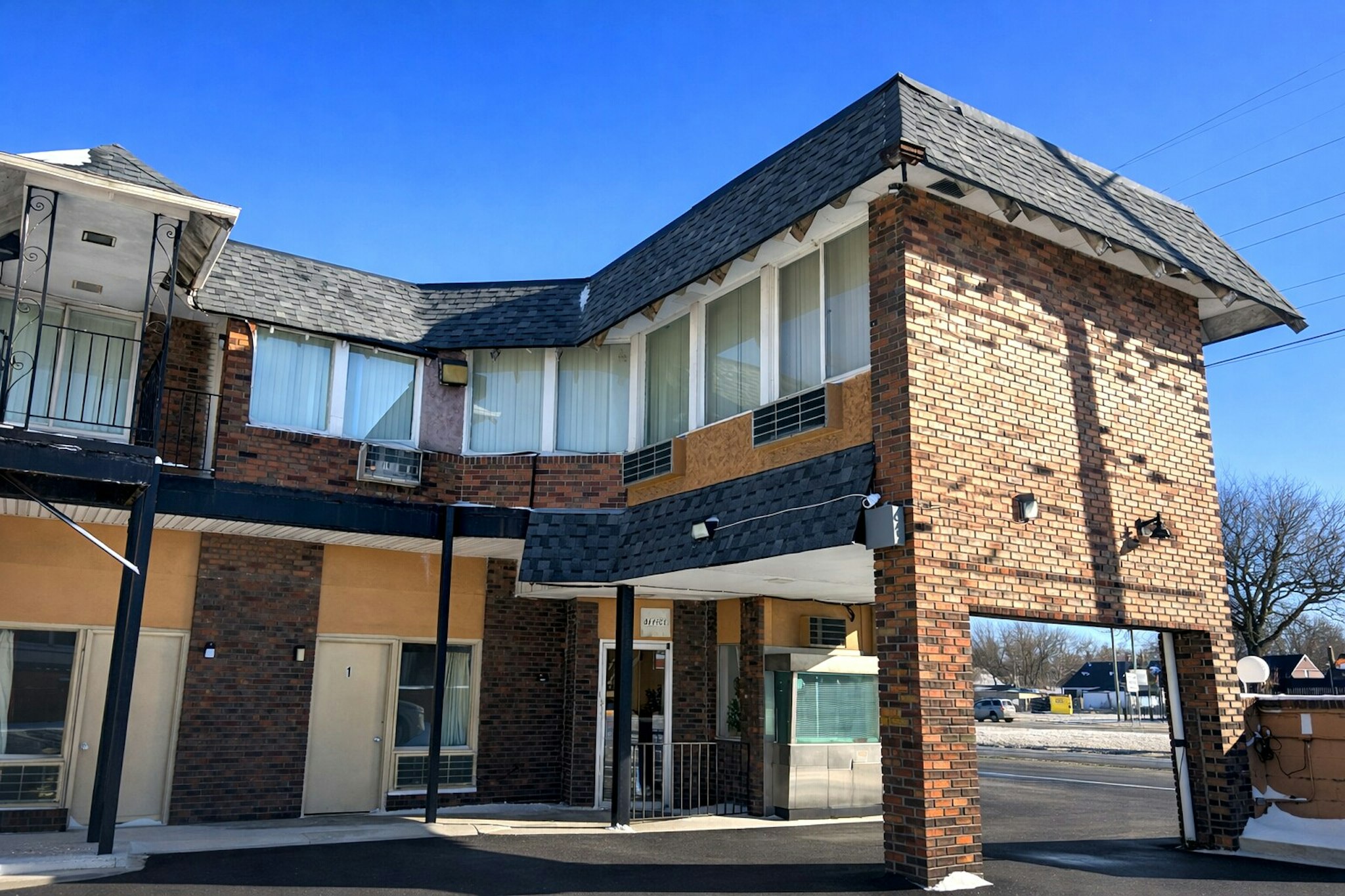 The Queen B Motel, Detroit-Warren in WARREN - MI