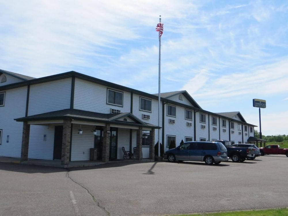AmeriVu Inn and Suites-Stanley 3/47