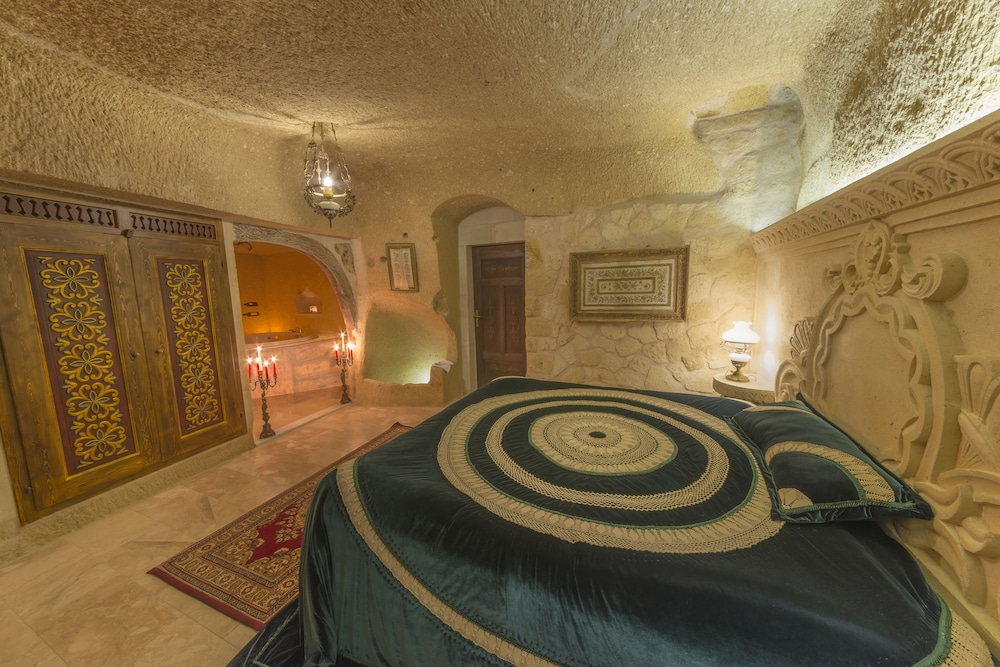 Elika Cave Suites Cappadocia, Curio Collection by Hilton 34/80
