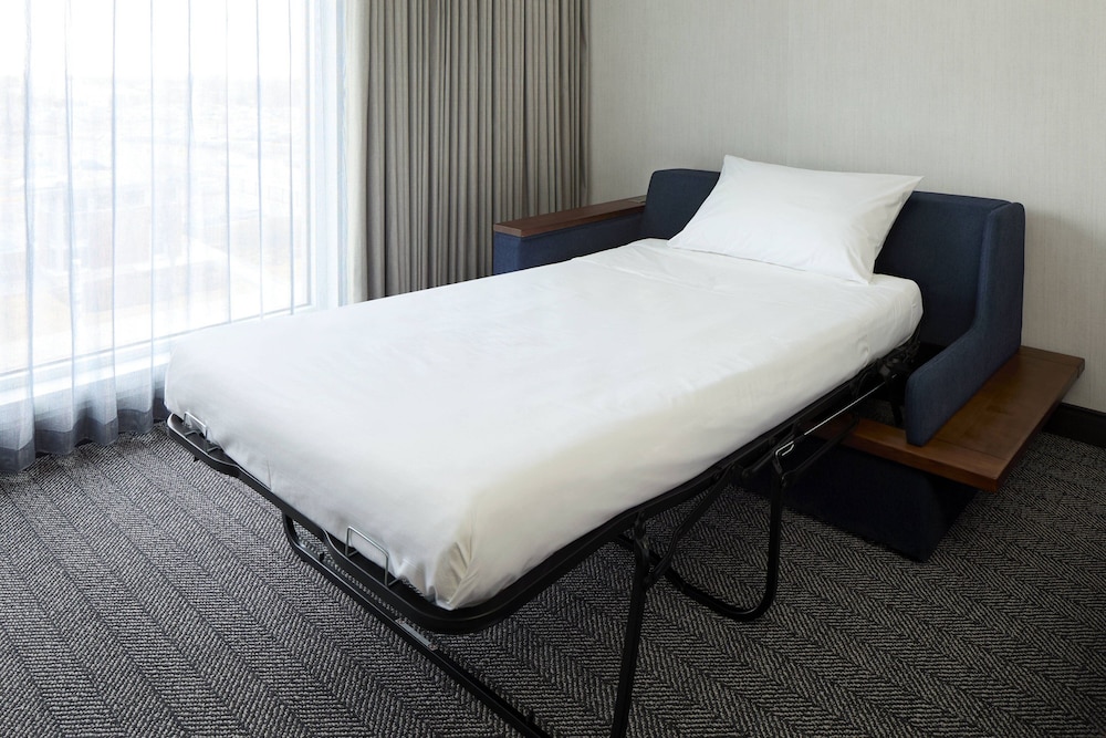 Room at Courtyard Montreal Laval, LAVAL - QUEBEC