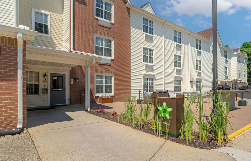 Extended Stay America Suites Newport News Yorktown 48/53