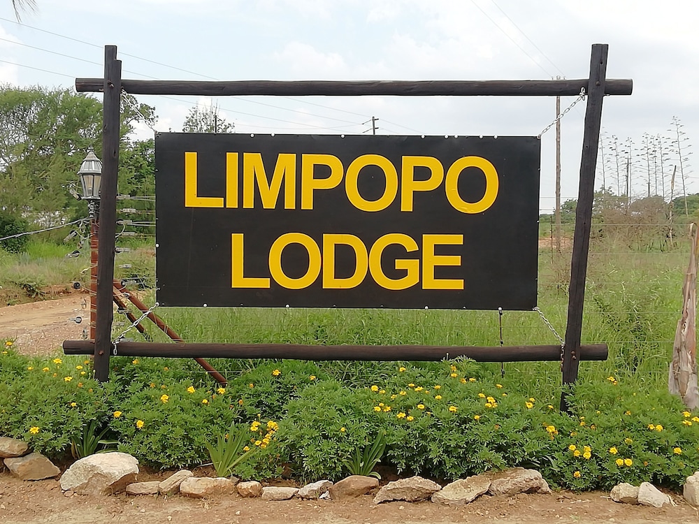 Limpopo Lodge 1/16
