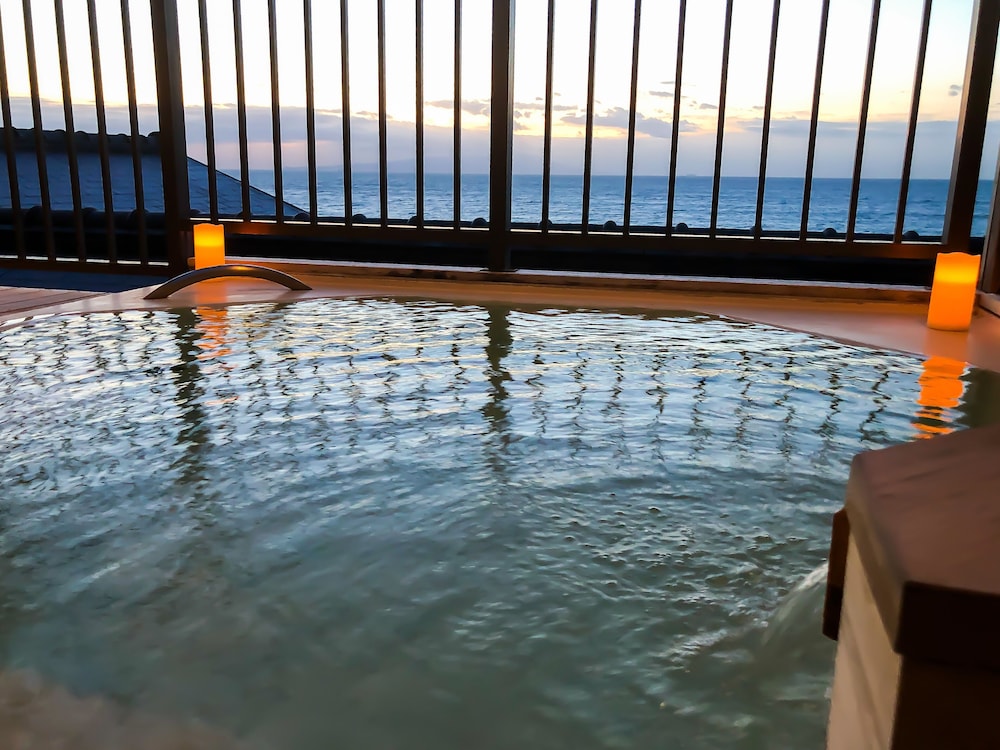 Hotel & Resort Izunone 15/24