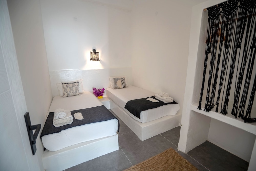 Camlik 87 Hotel Ayvalik 29/63