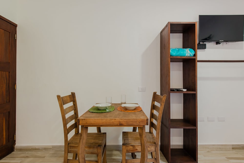 Villas Picalu Studios & Suites 5/50