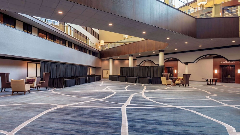 Sonesta Hotel Houston IAH Airport 30/34
