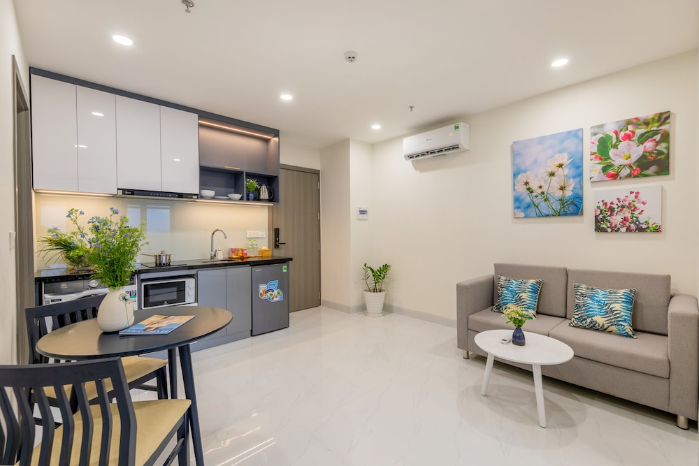 The Home Hotel & Apartment 23/37