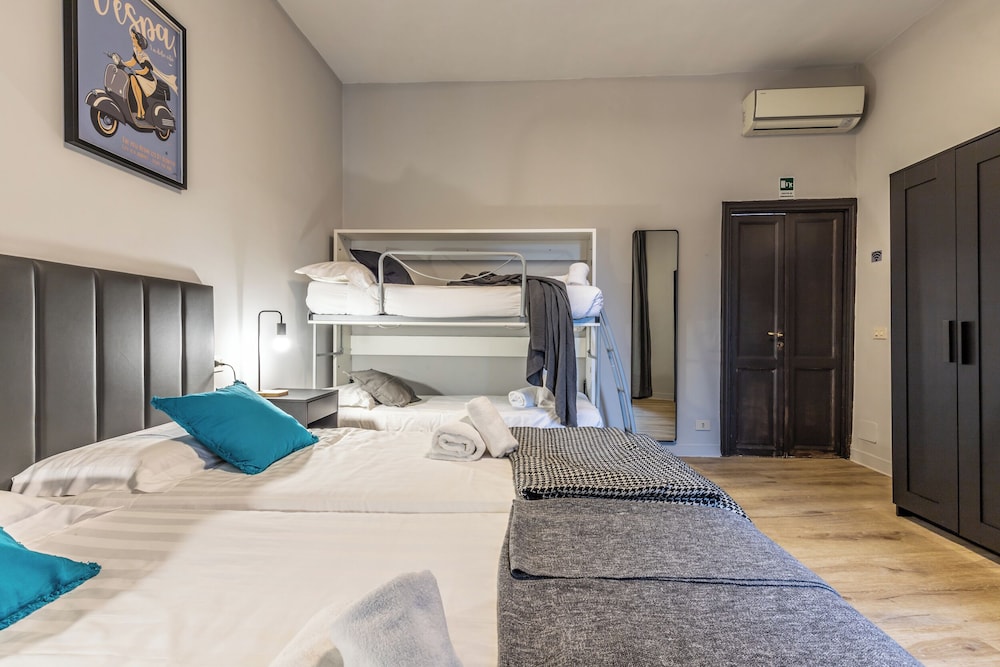 Flatinrome Deluxe Rooms 31/50
