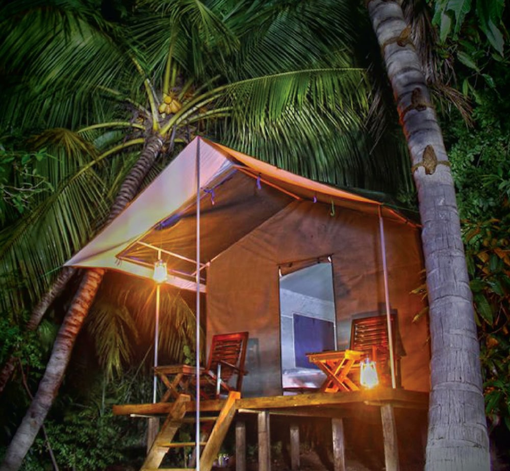 Makulu Safari Camping 38/39