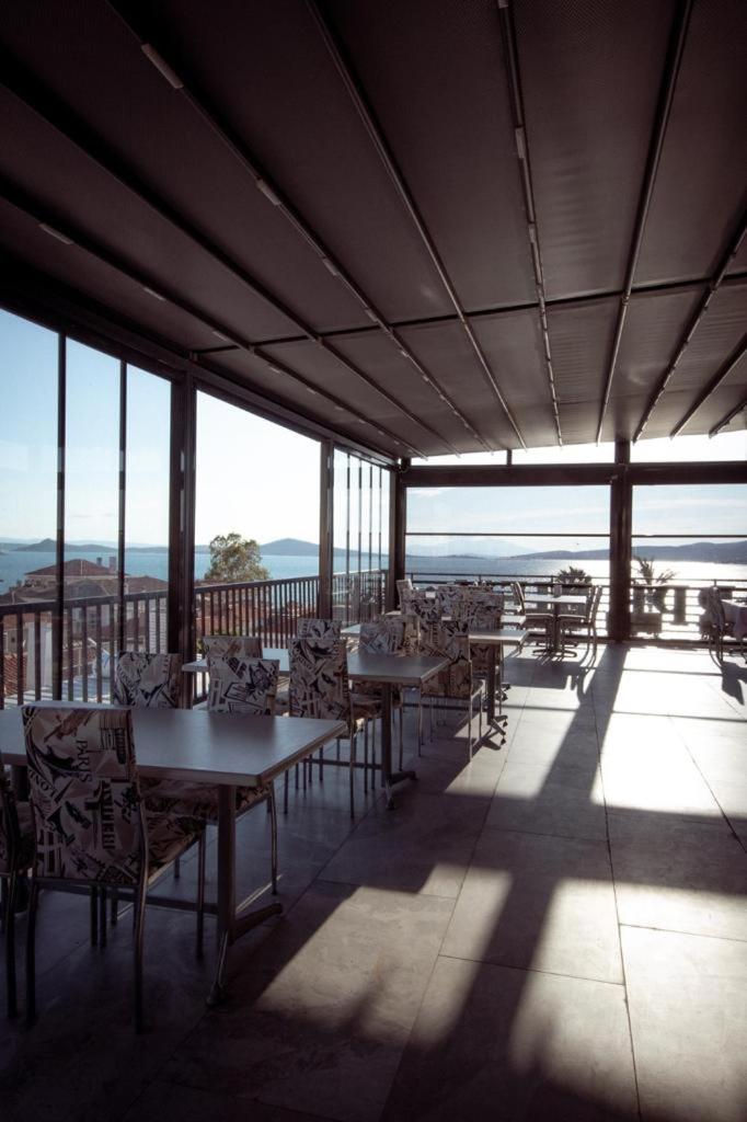Carpe Diem Hotel 22/33